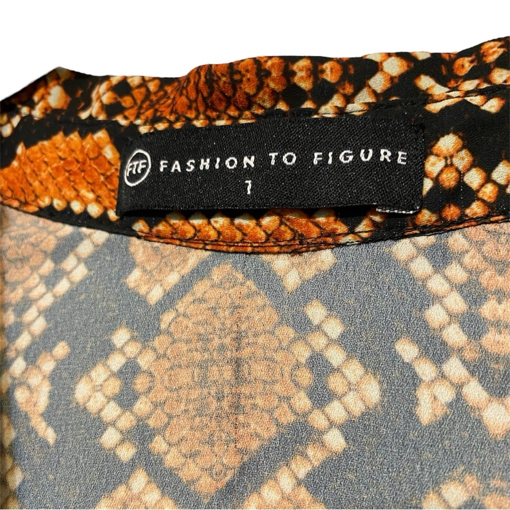 FTF Snakeskin Print Cinched Waist Top - Picture 5 of 6
